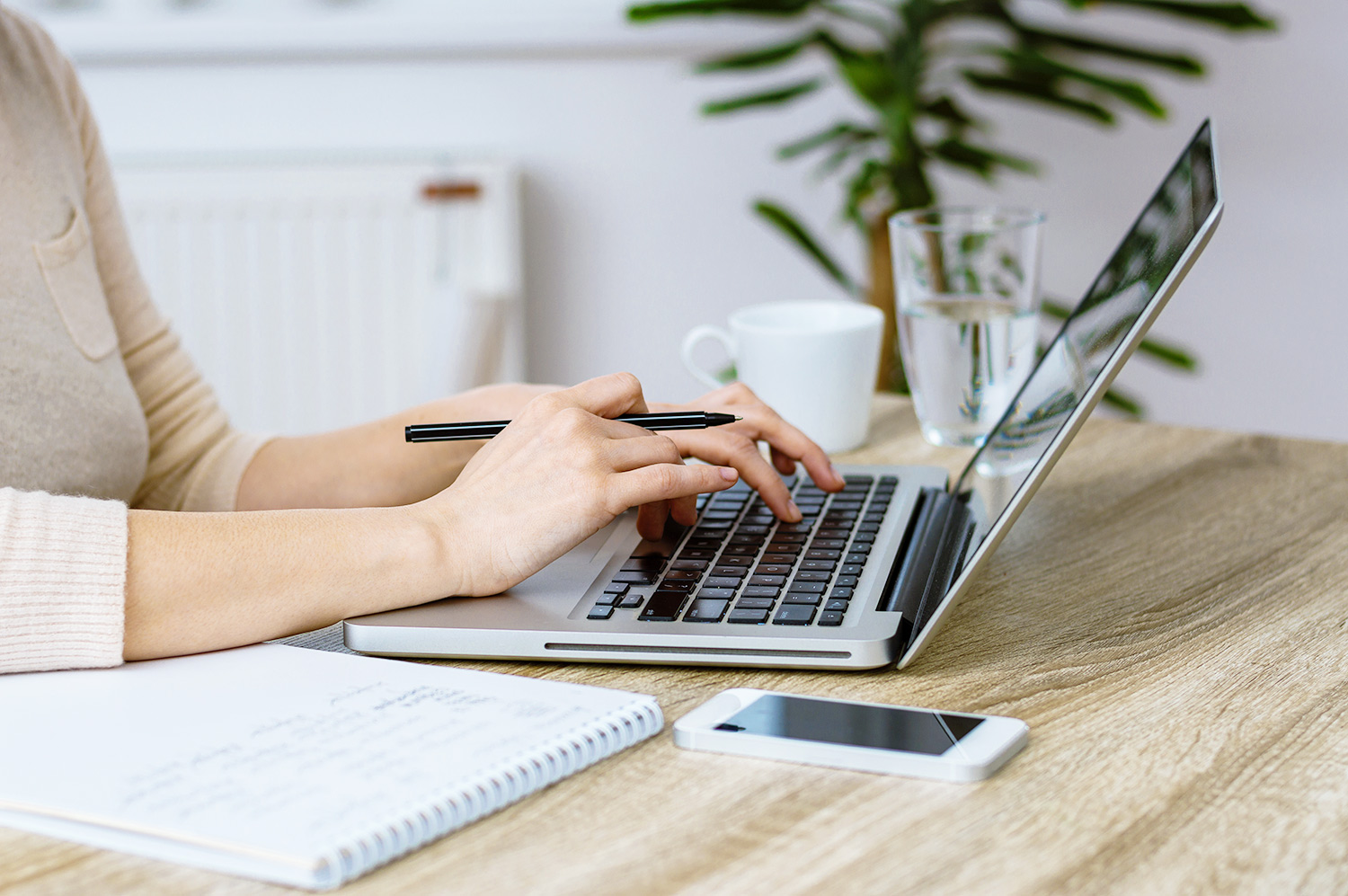 【無料あり】自宅でWebデザインを学べるオンラインスクール・講座まとめ【Webデザイナーが解説】